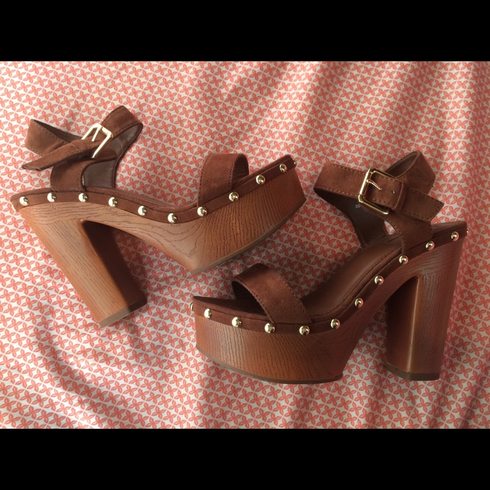 Wooden platform heels!!